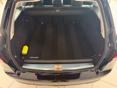 MERCEDES-BENZ C 350 eT Avantgarde Airmatic Distronic+ Pano AHK