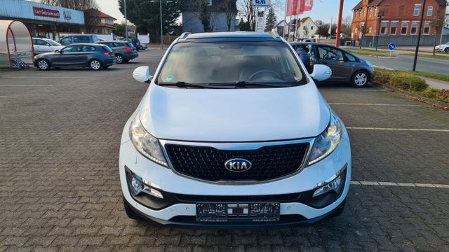 Kia Sportage Spirit2WD-PANORAM+KEM+AHK+NAV+LED+LEDER