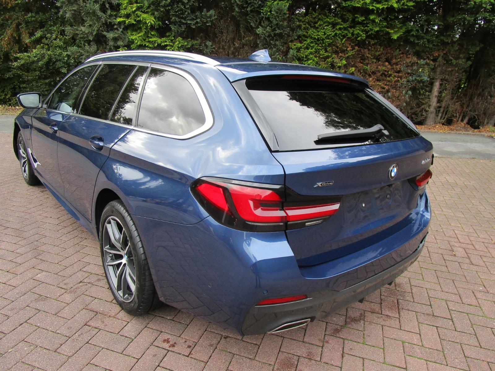 BMW 530 Baureihe 5 Touring 530 e xDrive M Sport 2021