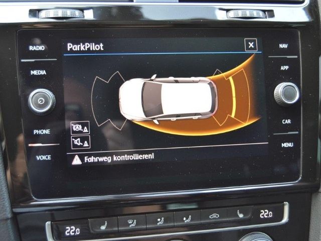 Golf VII 1.5 TSI 150 PS Highline AHK/LED/NAVI/BU