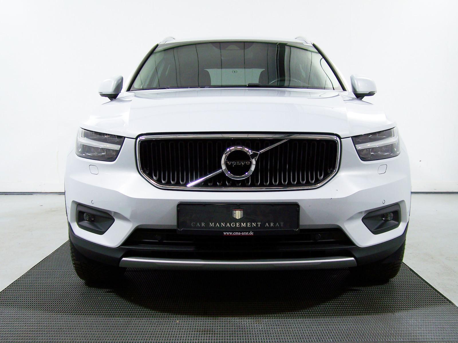 Volvo XC40 T3 Momentum Pro AUTOM LED+NAV+AMBIE+R19+KAM