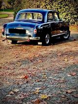 Mercedes-Benz Ponton Oldtimer 180D - Mercedes-Benz 190 mit Diesel-Antrieb