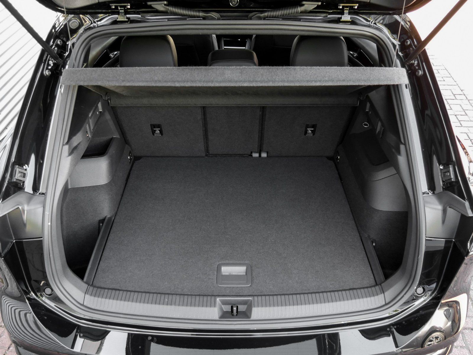 Volkswagen Tiguan - Bild 17