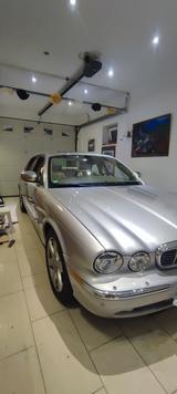 Jaguar XJ8 4.2 Liter,1.HD, Souverän , Jaguar Scheckheft - Jaguar XJ8 Gebrauchtwagen