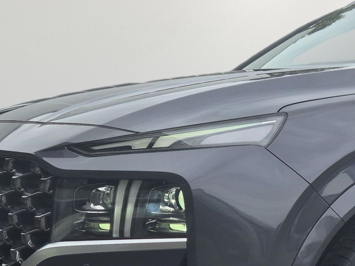 Fahrzeugabbildung Hyundai SANTA FE Signature Plug-In Hybrid 4WD+Pano+AHK H