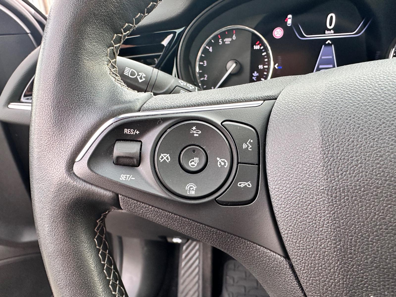 Opel Insignia B ST Navi HuD ACC AHK Kamera Massage