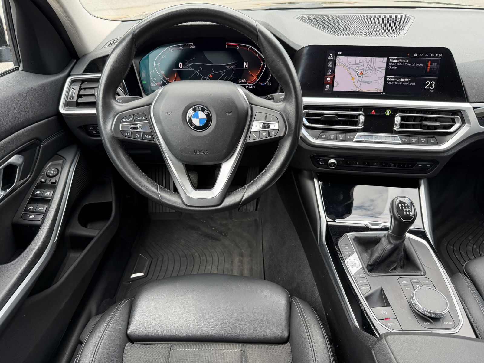BMW 320d Limousine foto 6