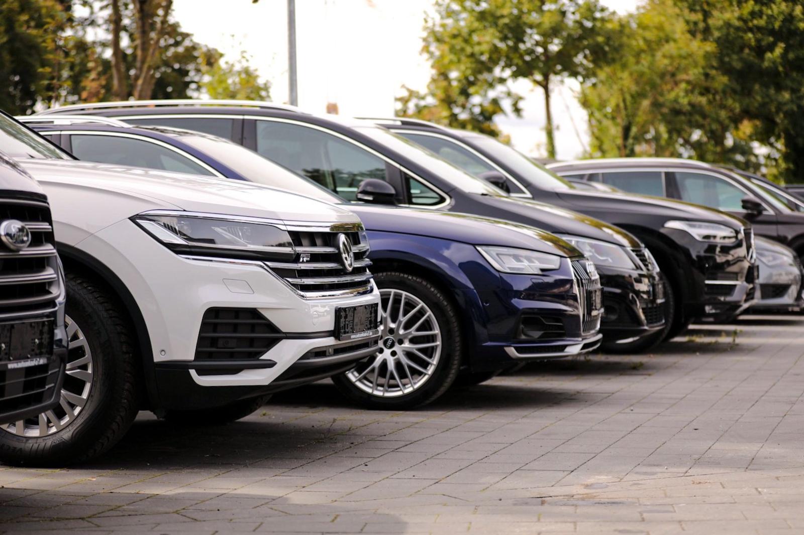 showroom-image-main