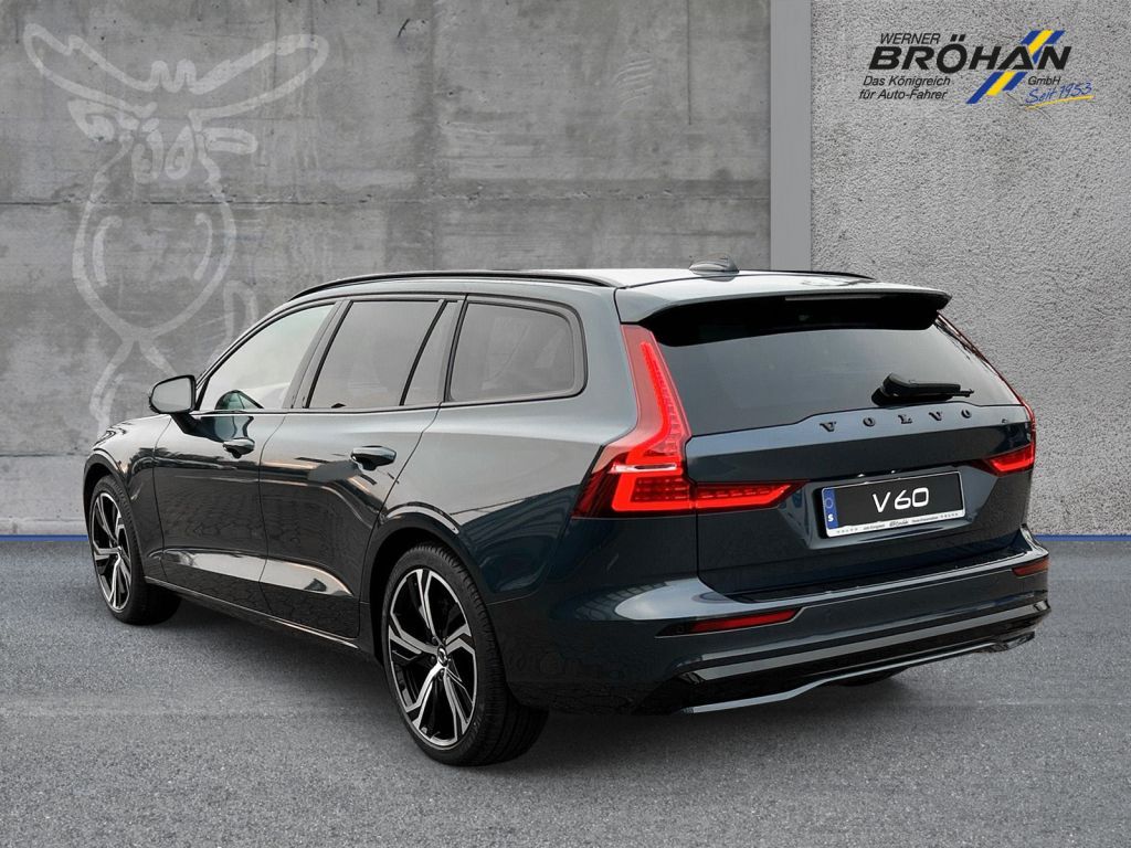 Fahrzeugabbildung Volvo V60  B4  BENZIN  FWD  DKG  PLUS  DARK