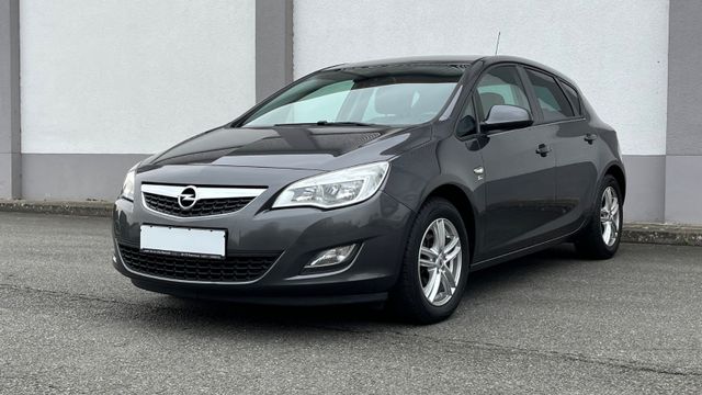 Opel Astra J Lim. 5-trg. 150 Jahre Opel