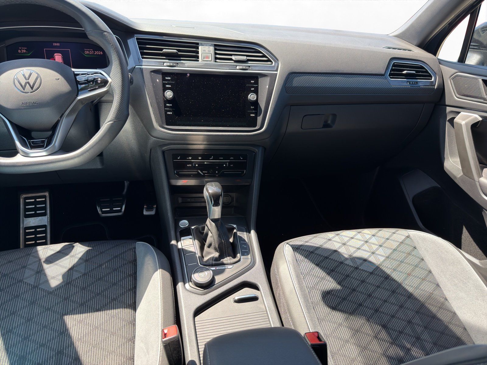 Volkswagen Tiguan Allspace 2.0 TSI DSG 4MOTION R-Line | AHK foto 13