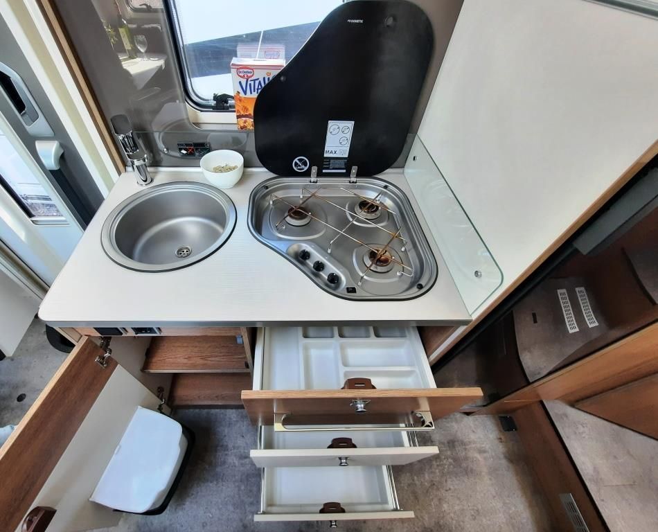 Fahrzeugabbildung Dethleffs Globeline T 6613 EB Mercedes mit Top Ausstattung