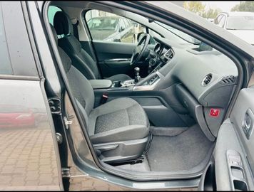 Peugeot 3008 - 11