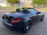 Mercedes-Benz SLK 280 AMG/LEDER/NAVI/BI-XENON/PDC/SHZ/TÜV NEU/ - Mercedes-Benz SLK 280 aus 2006