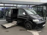 Volkswagen T5 Multivan-Behindertengerecht-Lift-Aktiv-DSG - gebrauchte VW T5 aus dem Jahr 2005