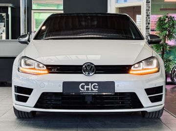 Volkswagen Golf - 2