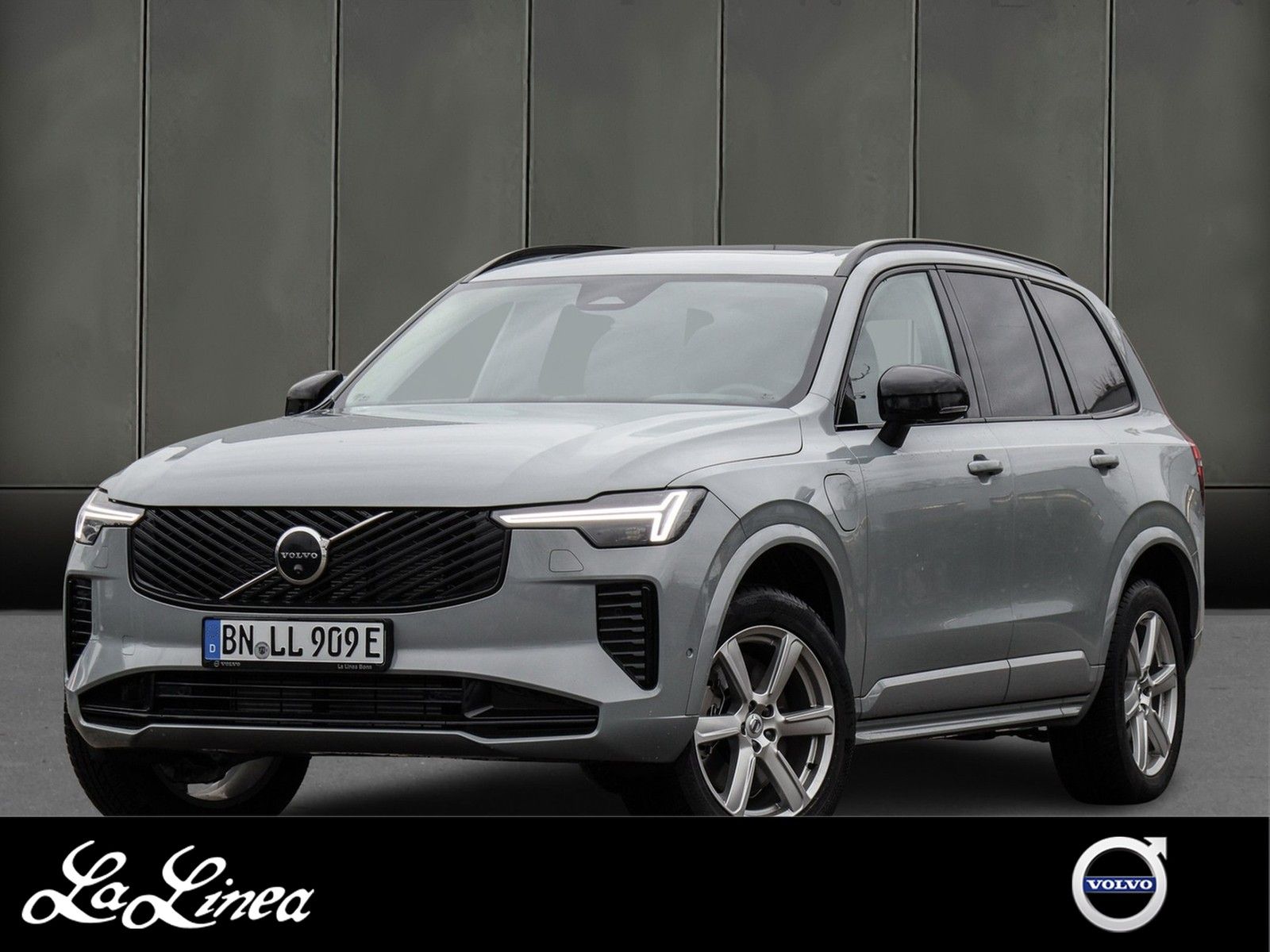 Volvo XC90  T8 Ultra Dark AWD Plug-In Hybrid Recharge 