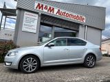 Skoda Octavia 2.0TDI DSG Lim. Edition *1.Hand+XEN+PDC* - Skoda Octavia mit Diesel-Antrieb: Limousine