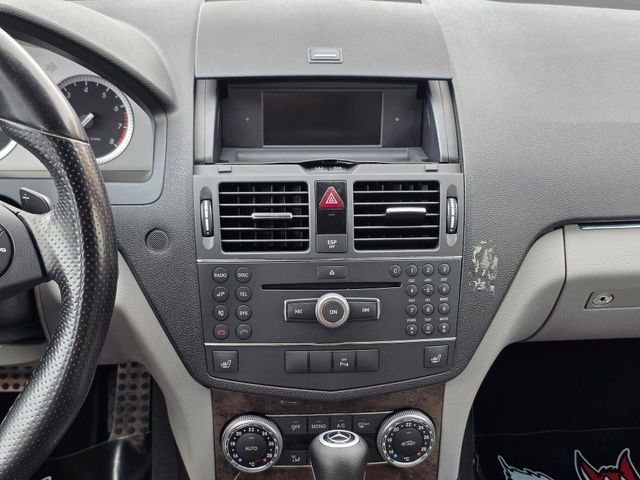 MERCEDES-BENZ C 200 — Foto 18