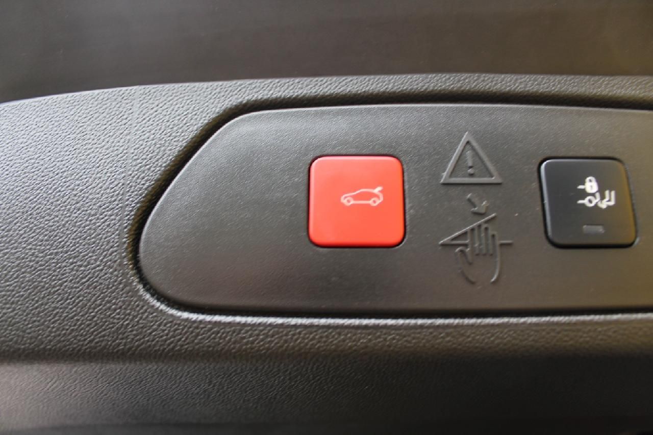 Fahrzeugabbildung Opel Grandland X 1.2T Elegance Automatik