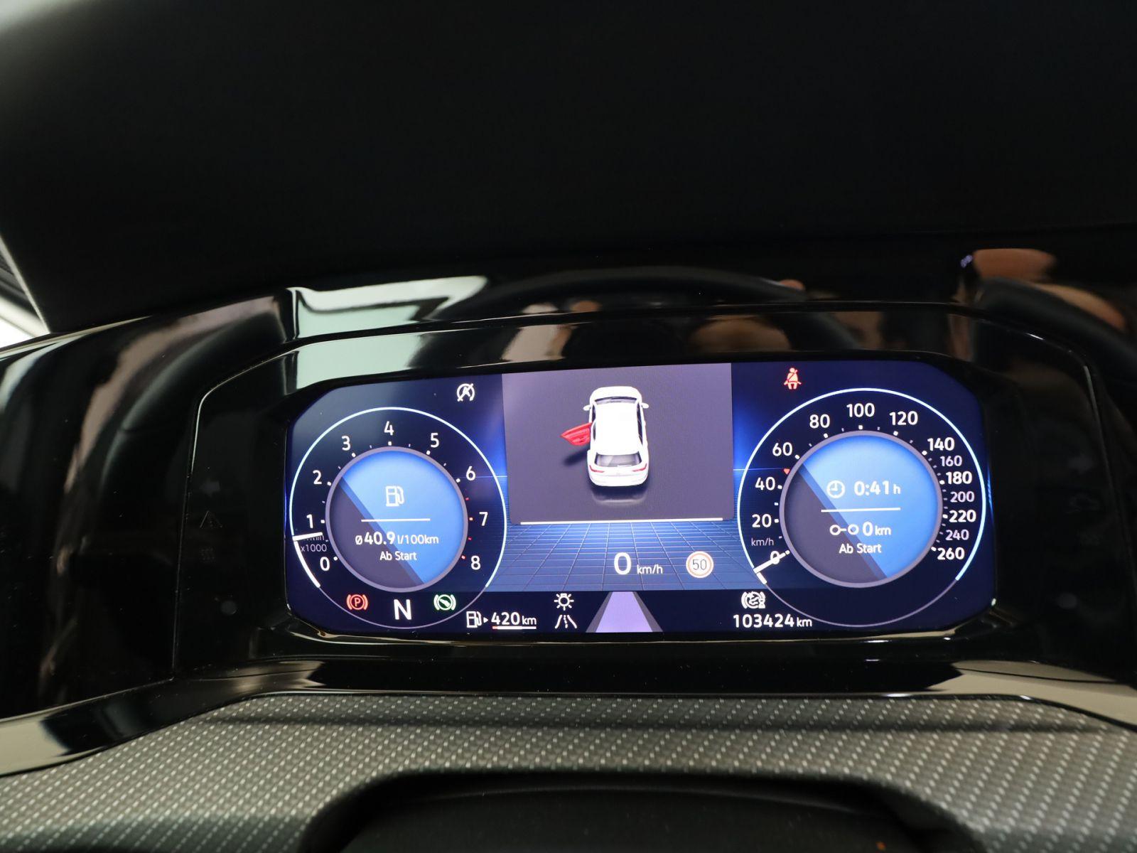 Volkswagen Golf VIII 1.5 eTSI R-Line LED+PDC+SitzH+Navi+App, миниатюра 15