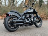 Indian Chief Bobber Dark Horse + Jekill&Hyde-Auspuff - Offers matching your search criteria