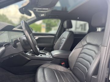Volkswagen Touareg - 5