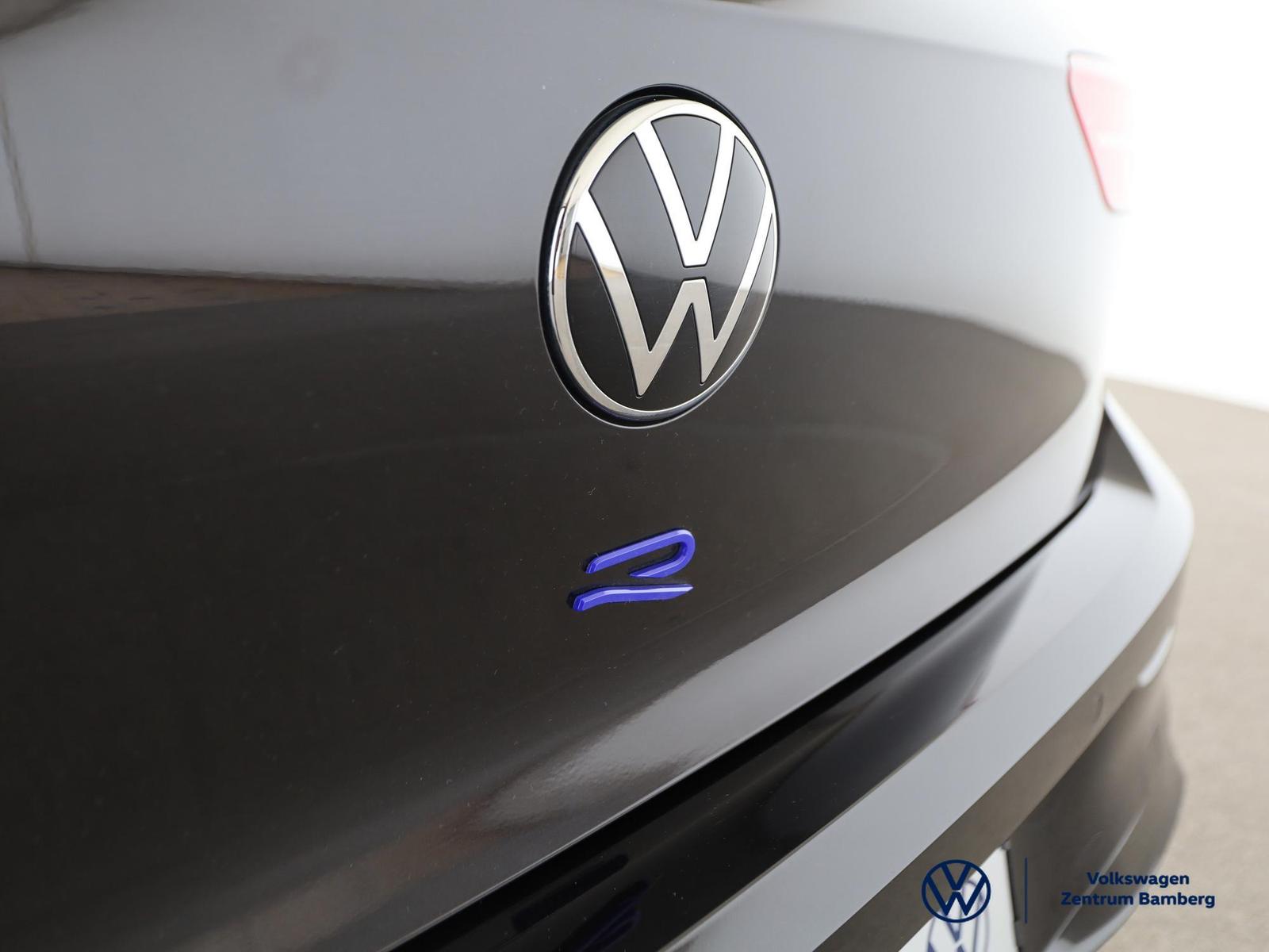 Volkswagen Golf VIII R 20 Years 2.0 TSI 4MOTION+DSG+RFK+ACC, миниатюра 16
