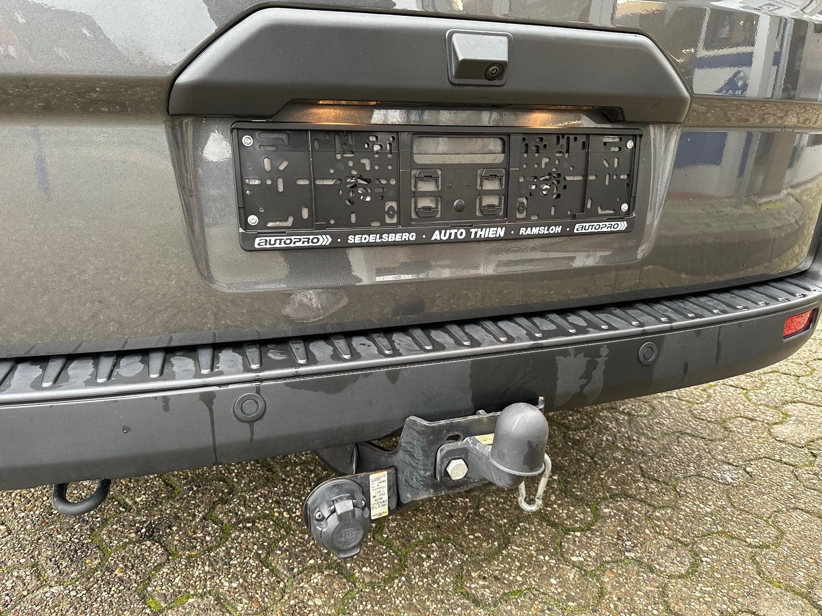 Fahrzeugabbildung Dreamer CapLand 2.0 TDCi Autom AHK/Xenon/Vorzelt/Navi/WC