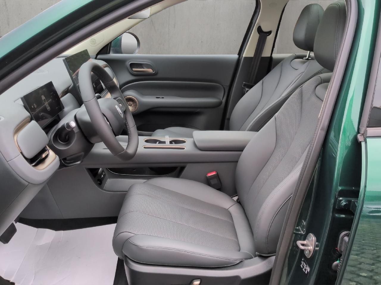Fahrzeugabbildung GWM GWM Ora 5 SUV 1.5 Turbo HEV ncl. Panoramaglasdac