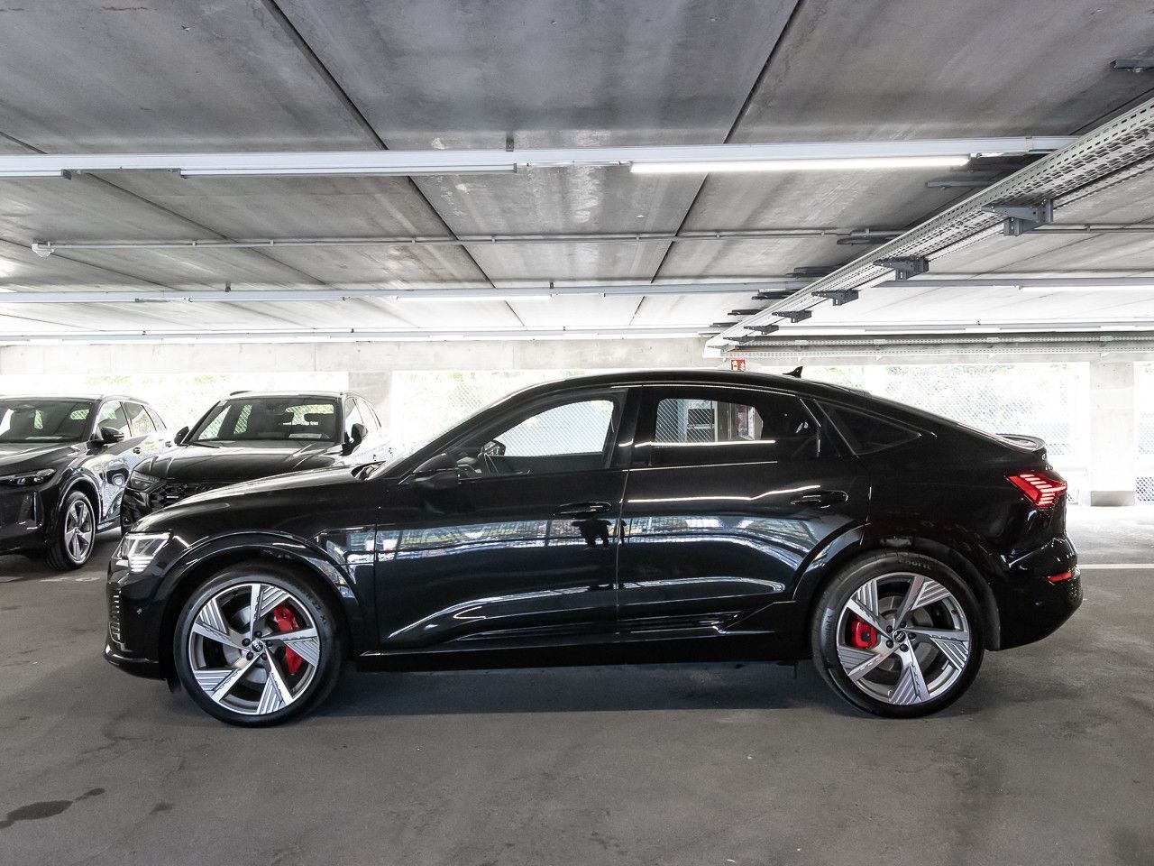 Audi Q8 e-tron 55 S line edition quattro Pano AHK B&O imagem 2