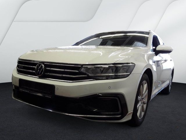 Volkswagen Passat Variant GTE DSG Kamera/ACC/Virtuell/