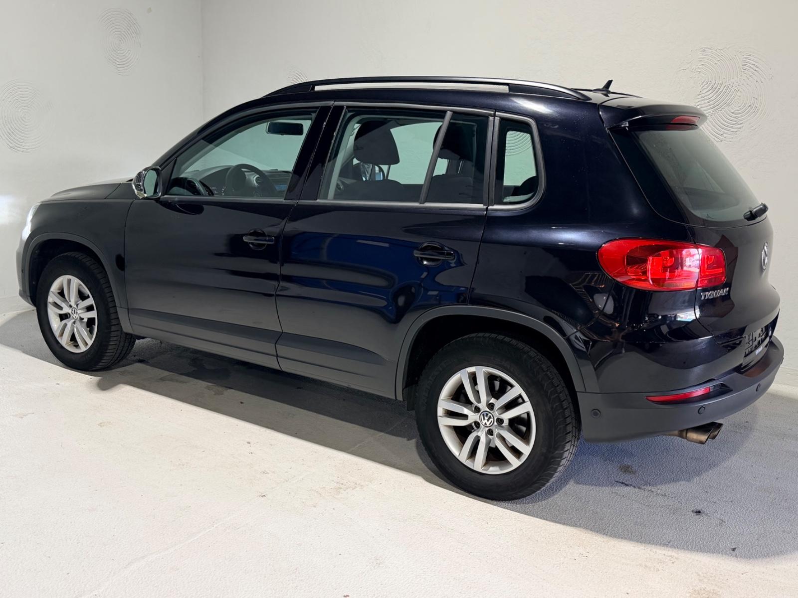 VOLKSWAGEN TIGUAN TRACK & FIELD 2.0 TSI 179ch 4MOTION BVA Toit pano Sièges chauffants Crochet attelage Historique présent - 2EME MAIN