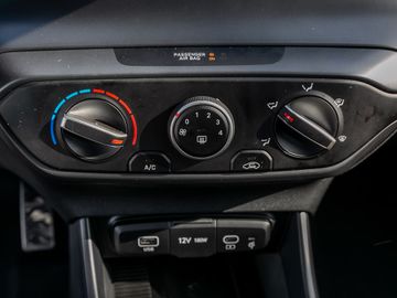 Hyundai Bayon 1.0 Trend 2WD Navi Kamera Spurhalteassi.