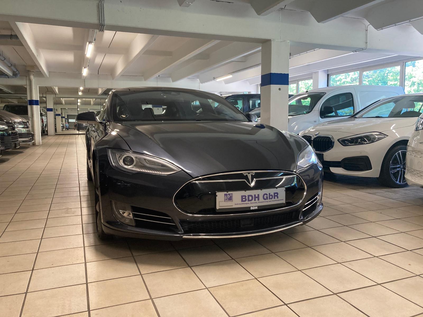 Tesla Model S Performance Free Supercharge MCU2 CCS