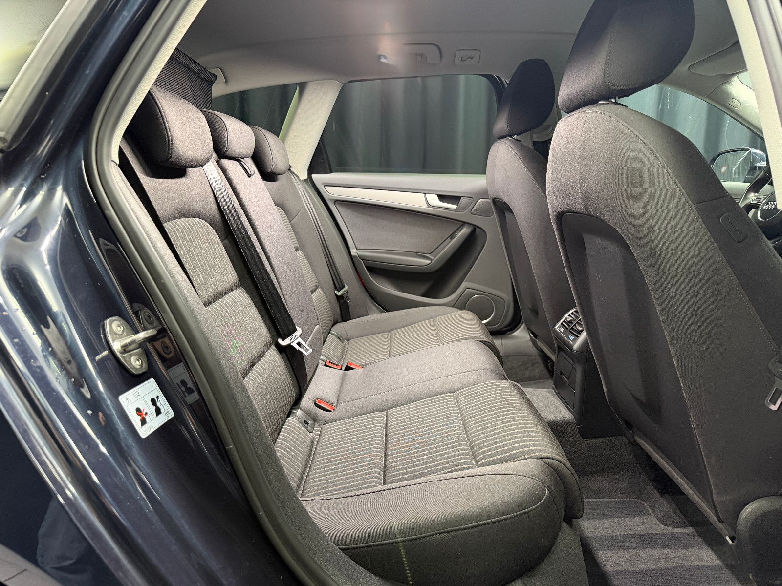 Fahrzeugabbildung Audi A4 Avant 3.0 TDI quattro|BANG&OLUFSEN|1.HAND