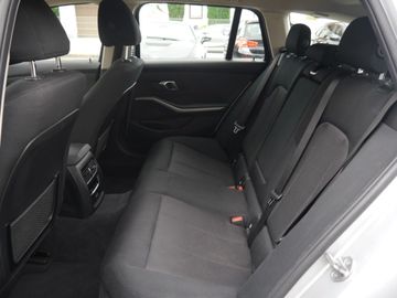 BMW 320 - 6