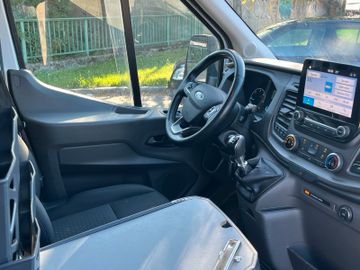 Ford Transit - 11
