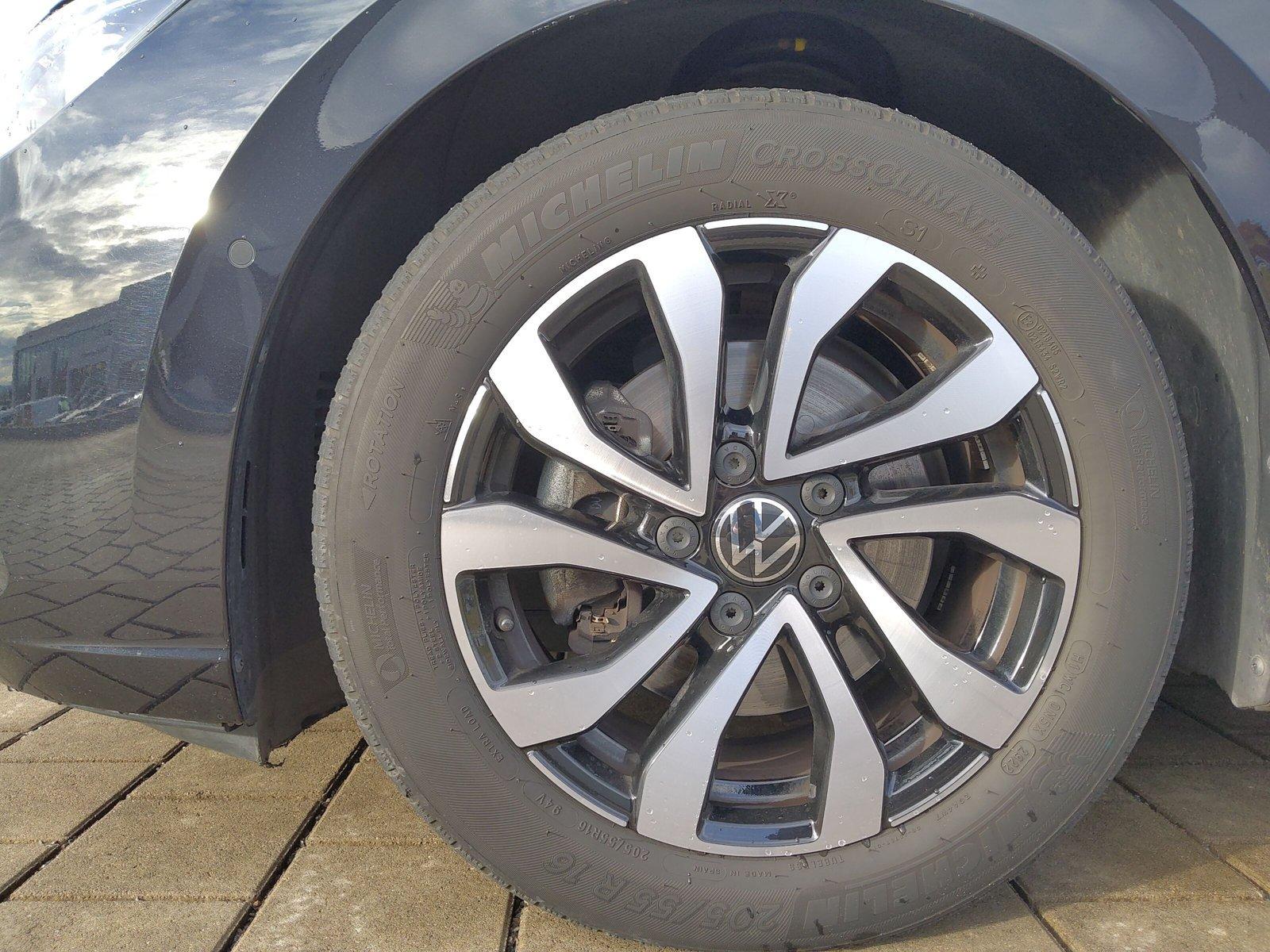 Volkswagen Golf Active 2.0 TDI DSG AHK IQ-Light Pano ACC Re, миниатюра 9