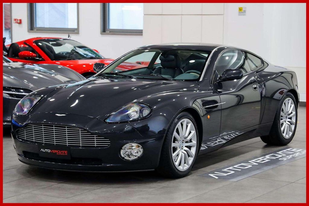 Aston Martin Vanquish