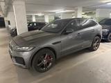 Jaguar F-Pace 30d AWD R-SPORT Automatik 300 SPORT - Jaguar F-Pace von privat