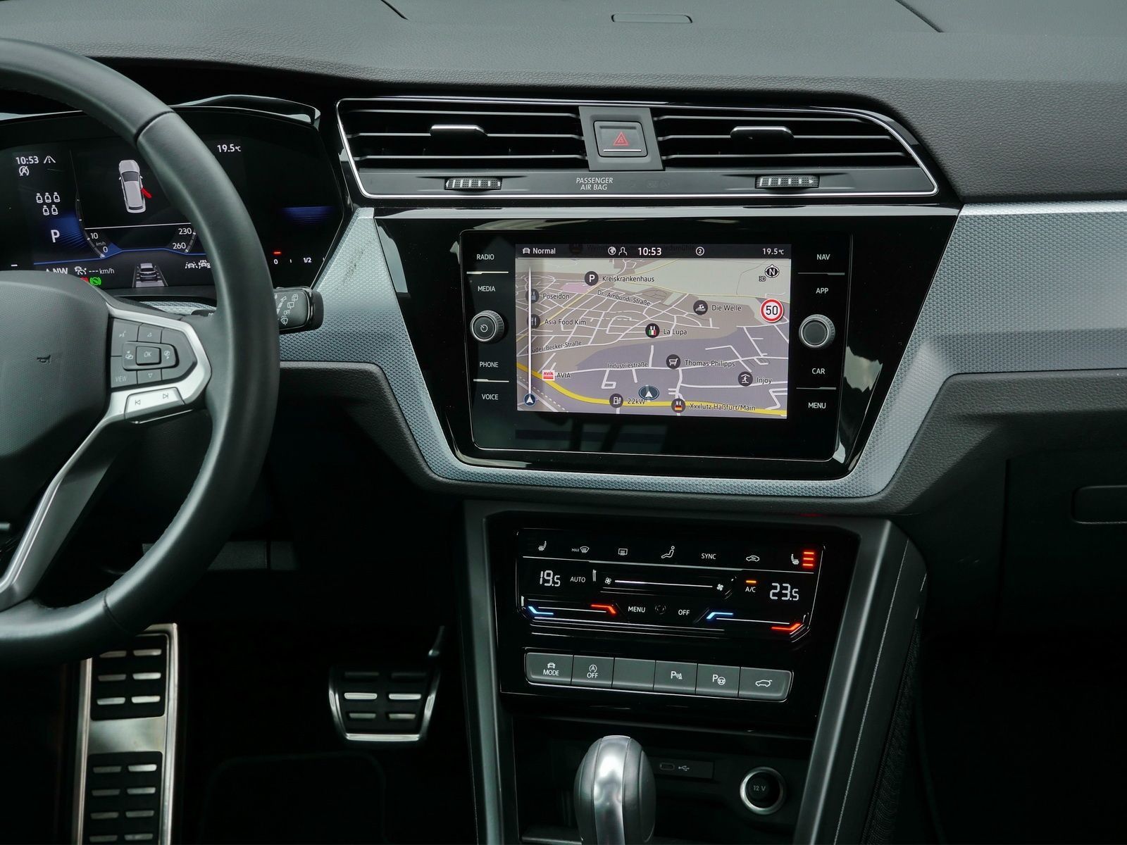 Volkswagen Touran - Bild 6