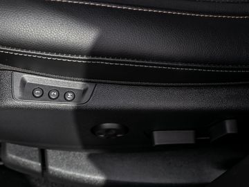 Opel Grandland 1.6 Ultimate Plug-in-Hybrid 4 Denon