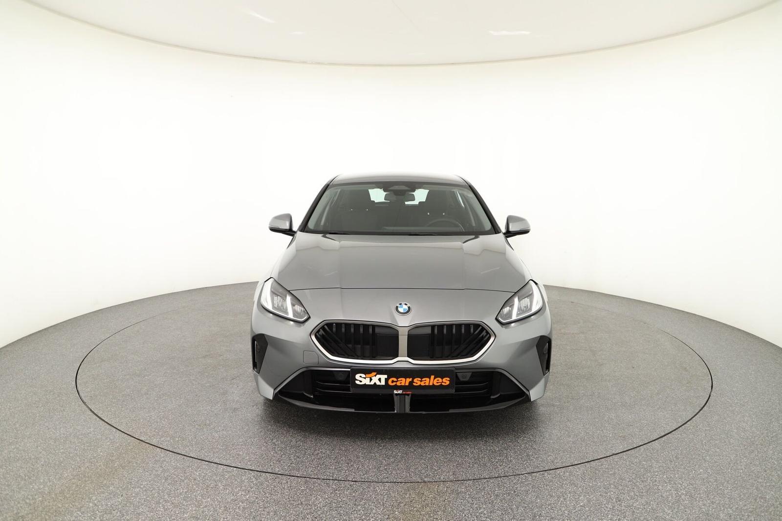 BMW 1 Series i M Sport Design NAV SHZG ParkAss+RFK Alarm, миниатюра 3