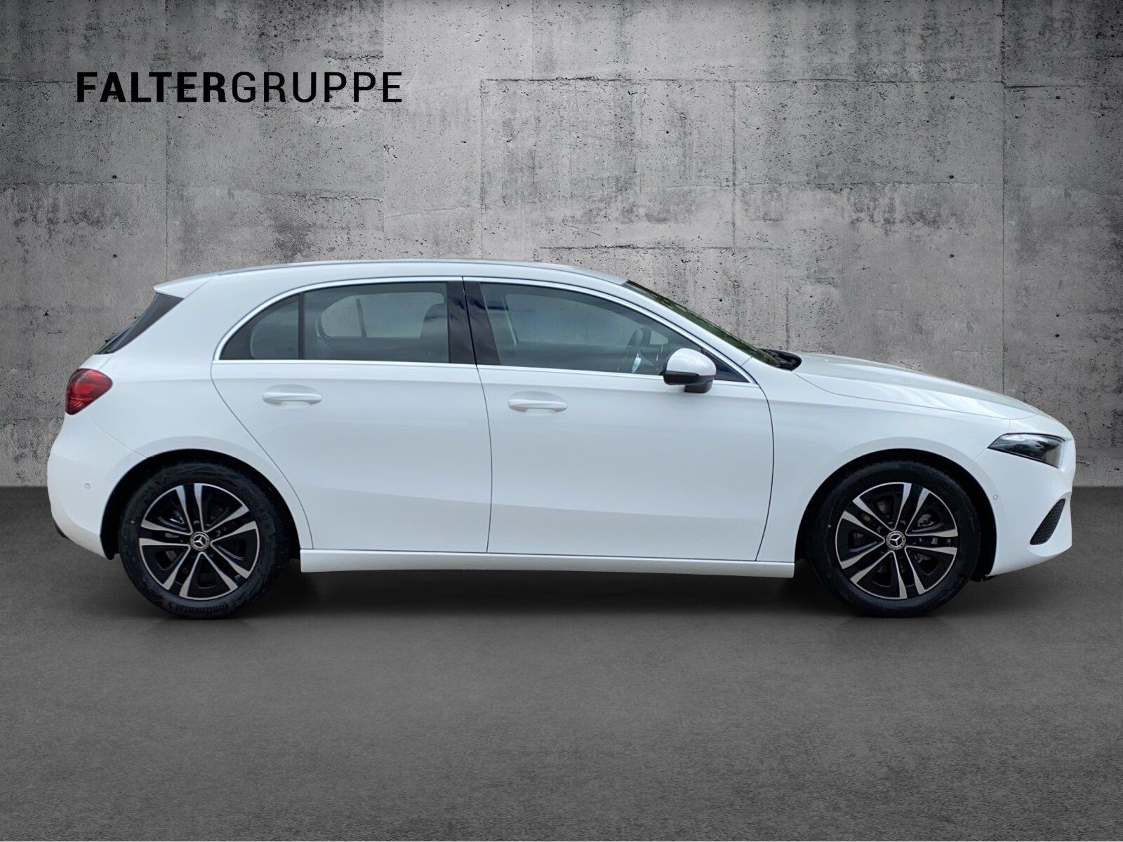 Mercedes-Benz A 180 PROGRESSIVE KAMERA TEMPOMAT SHZ LED NAVI foto 5