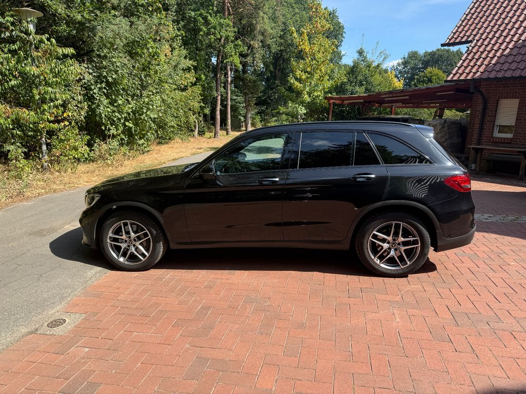Image of Mercedes-Benz GLC 350