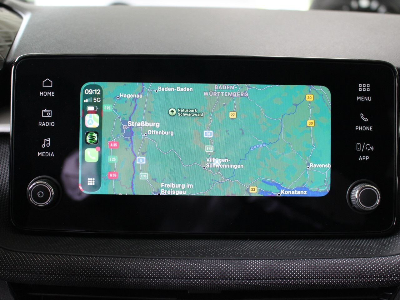Fahrzeugabbildung SKODA Fabia 1.0 TSI DSG Selection RFK/APP/elekt