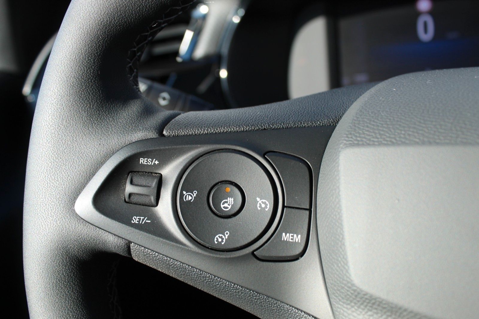 Fahrzeugabbildung Opel Corsa Edition Allw.*Sitzh.*PDC*DAB