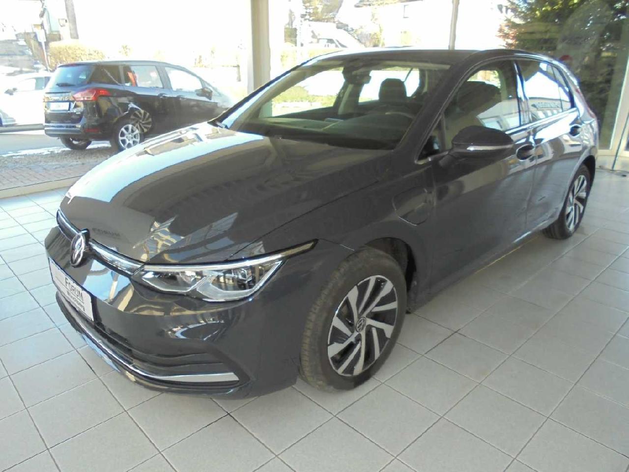 Volkswagen Golf VIII Lim. Style eHybrid
