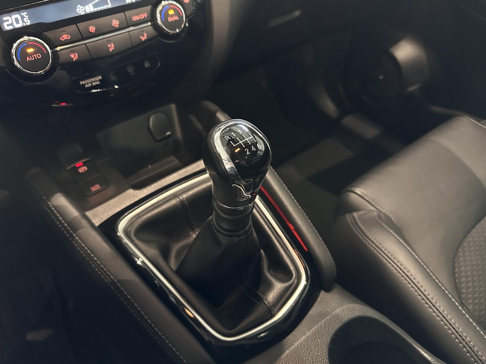 Nissan Qashqai *PANO, SPURHALTE, TOTWINKEL, 360GR.*